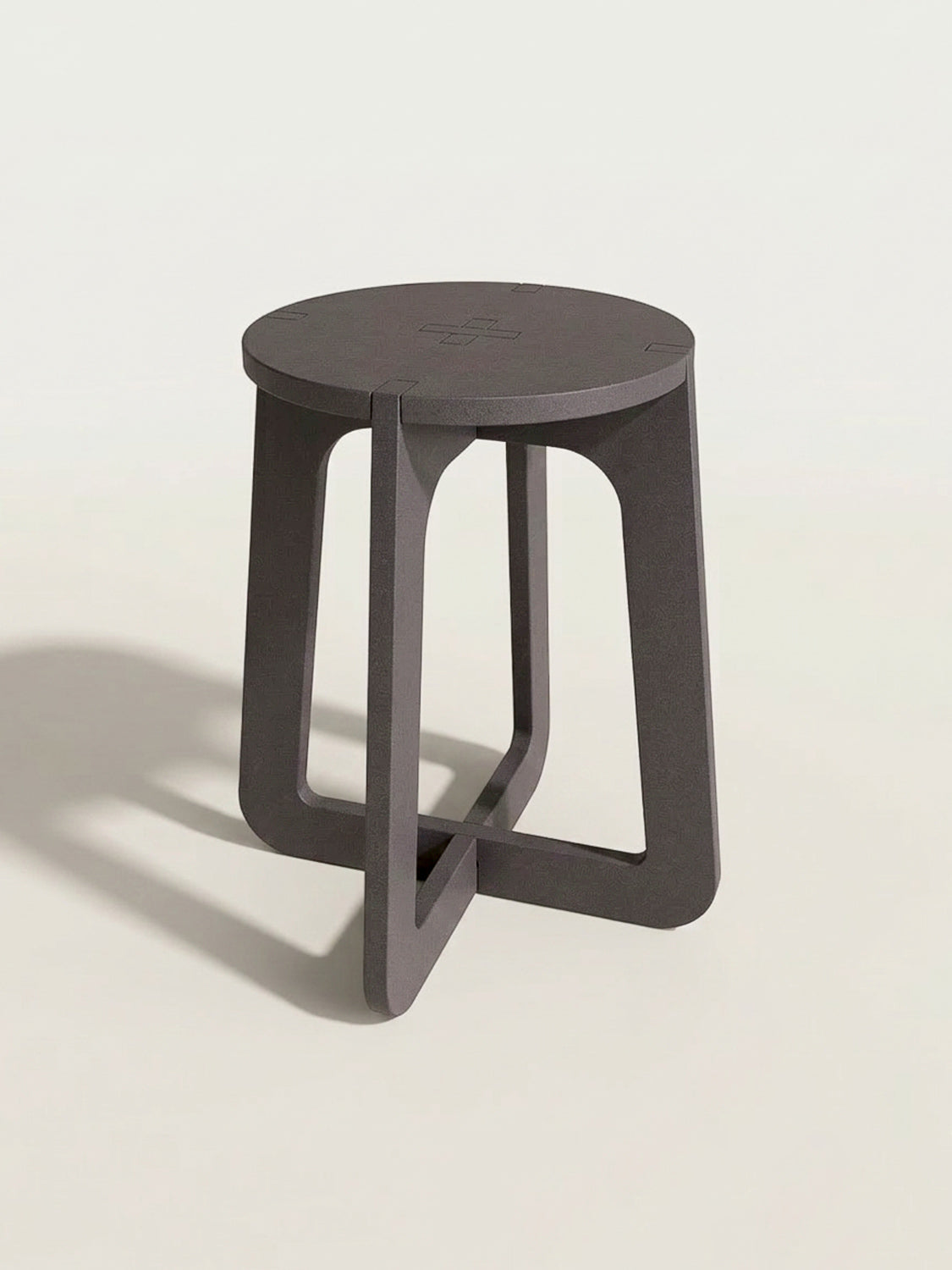 Sgabello basso Strabello 47